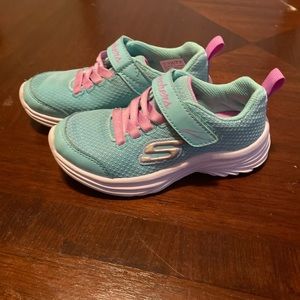 Girls Skechers